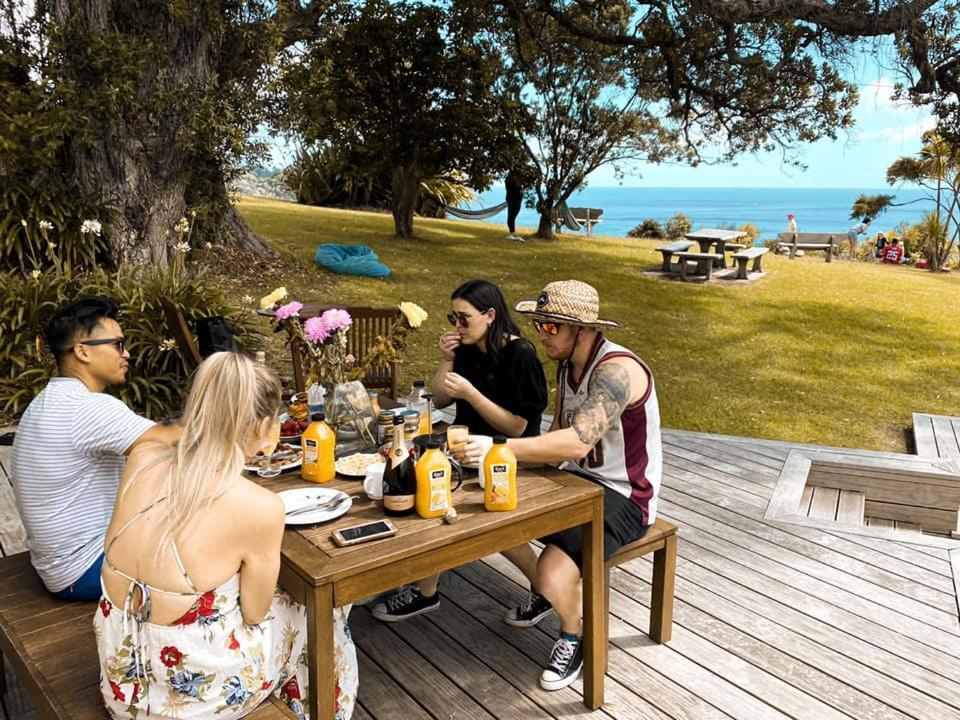 Waiheke Backpackers Hostel Onetangi Esterno foto