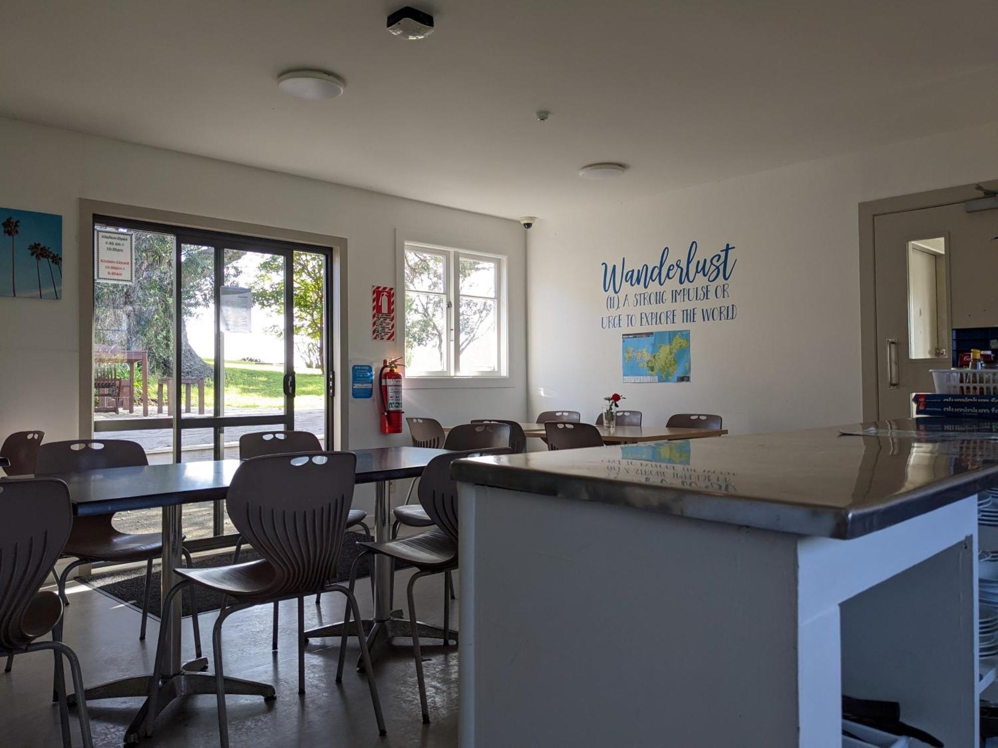 Waiheke Backpackers Hostel Onetangi Esterno foto